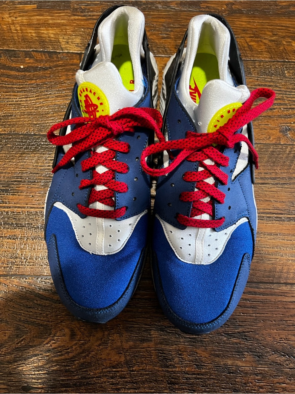 Nike Huarache Men's Blue and White Athletic Sneakers with Red Laces